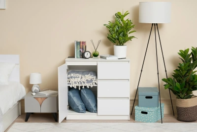 Комод «Челси» 800 (3 ящика 1 дверь) Белый глянец/белый (ШхВхГ) 802х768х330 мм